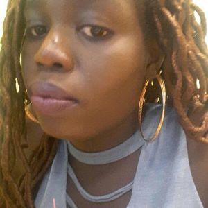 Meet your Posher, Bee